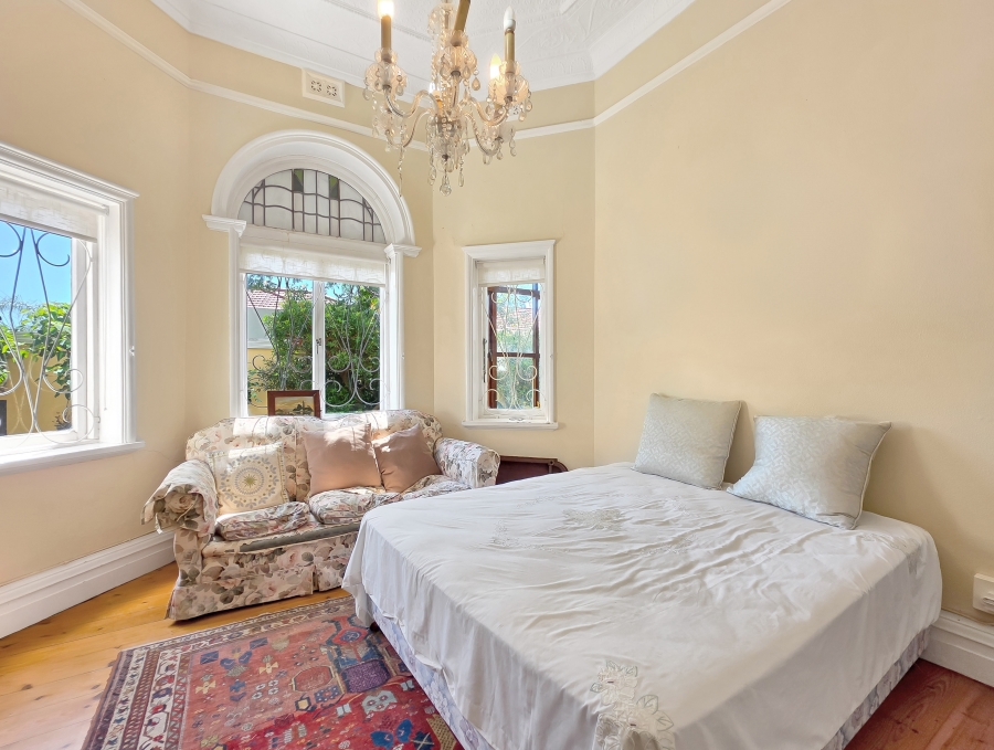 6 Bedroom Property for Sale in Sea Point Western Cape